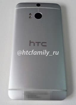 Появилось первое «живое» фото смартфона HTC M8