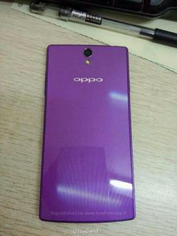 Появилось «живое» фото смартфона Oppo Find 7