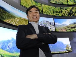 По оценке Samsung, недорогие телевизоры OLED появится не раньше, чем через три-четыре года 