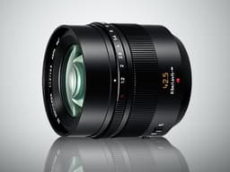 Объектив Leica DG Nocticron 42.5mm / F1.2 ASPH. / Power O.I.S. оценен в $1600