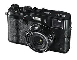 Появились изображения камер Fujifilm FinePix S1 и FinePix S9400W