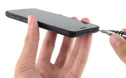 Смартфон Amazon Fire Phone заработал лишь три балла у специалистов iFixit