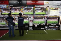Sony не будет инвестировать в собственное производство OLED, допуская возможность закупки готовых панелей у LG Display 