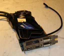 Видеокарта HIS Radeon R9 290X IceQ Hybrid оснащена гибридной системой охлаждения