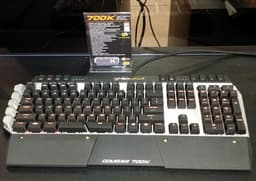 Продажи механических клавиатур Cougar 700K и настраиваемых мышей Cougar 700M должны начаться этим летом