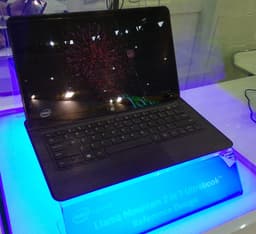 Intel показала гибридный ультрабук на 14-нанометровом процессоре Core M (Broadwell) 
