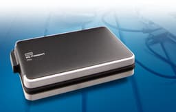 WD My Passport Pro — первый портативный двухдисковый накопитель с питанием по шине Thunderbolt