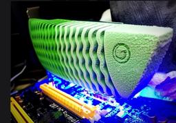Радиатор видеокарты Galaxy GeForce GT 630 Icescale имеет форму рыбки