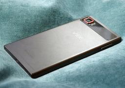 Lenovo намерена выпускать больше дорогих смартфонов для повышения имиджа марки