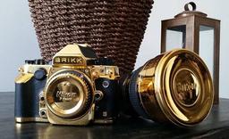 Комплект Brikk Lux Nikon DF, состоящий из зеркальной фотокамеры и объектива к ней, стоит $41 395
