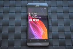 В следующем году прибыль от продаж смартфонов компании Asus может составить около 66 млн долларов