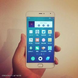 Появилось «живое» фото смартфона Meizu MX4 Pro