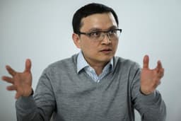 HTC заявила, что не собирается продавать свои активы либо занимать деньги