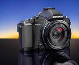 Представлена камера Olympus Stylus 1s
