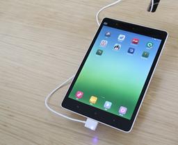 Генеральный директор Microsoft посетил главу Xiaomi с неофициальным визитом