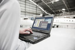 Новая модель защищённого ноутбука Panasonic Toughbook CF-53 предлагает 15 часов автономной работы