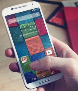 Разблокированный и немаркированный смартфон Moto X Pure Edition доступен в варианте с 64 ГБ флэш-памяти