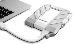 Защищённый внешний накопитель Adata HD710A не боится воды и предназначен для использования с ПК Apple