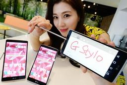 Смартфон LG G Stylo комплектуется пером