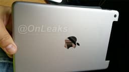 Корпус планшета Apple iPad mini 4 позирует на фото и в видеоролике