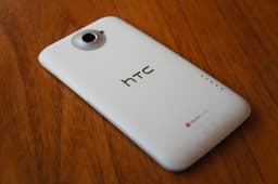 HTC прибегнет к увольнениям и сконцентрируется на смартфонах верхнего ценового сегмента