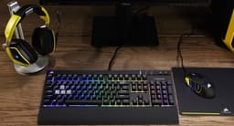 Игровая мышь Corsair Scimitar RGB оснащена подвижным модулем с 12 боковыми клавишами