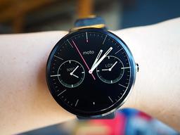 Следующие умные часы Motorola будут предложены двух размеров