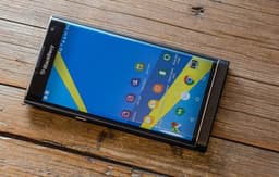 BlackBerry снизит стоимость смартфона Priv уже в феврале на фоне слабых продаж