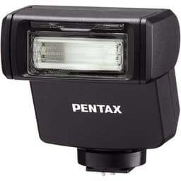 Вспышкой Pentax AF201FG можно пользоваться даже под дождем