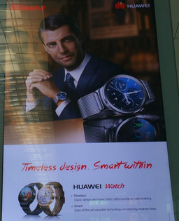 Часы Huawei с Android Wear засветились на рекламном плакате