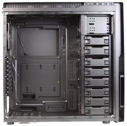 Корпус Antec P380 способен принять системную плату формата SSI CEB