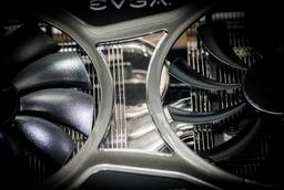 Evga готовит видеокарту GeForce GTX 980 Classified KingPin Edition