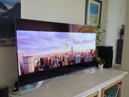 LG Display планирует в этом году отгрузить 600 000, а в 2016 году — 1 500 000 телевизионных панелей OLED