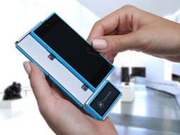 Innolux и Sennheiser поделились своими разработками, предназначенными для смартфона Project Ara