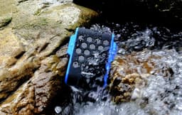 Внешний накопитель Adata HD720 не боится воды и падений