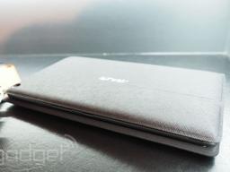 Специалисты Asus встроили в чехол для планшета акустическую систему 5.1