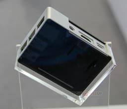 Компания Akasa показала алюминиевый корпус для микрокомпьютера Raspberry Pi
