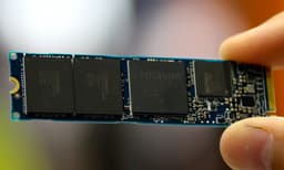 Производителем твердотельного накопителя OCZ RevoDrive 400 обещана скорость передачи данных свыше 2 ГБ/с