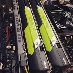 Фото дня: пара 3D-карт Nvidia Quadro M6000
