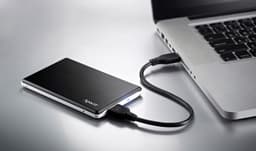 Внешний жесткий диск Apacer AC330 оснащен интерфейсом USB 3.0
