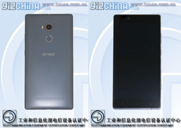 Смартфон Gionee Elife E8 оснастят огромным экраном AMOLED