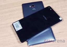 Фото дня: смартфоны Gionee Elife E8 и S7 в одном кадре