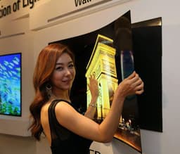 LG привезет на CES 2017 телевизоры OLED в виде обоев