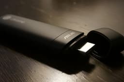 Микро-ПК Asus Chromebit появился в продаже по цене $85