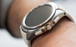 Причиной прекращения продаж умных часов LG Watch Urbane 2nd Edition стал некий новый компонент