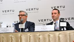 Несмотря на новых китайских хозяев, смартфоны Vertu продолжат собирать в Англии