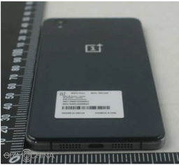 Смартфон OnePlus X может оказаться увеличенной копией iPhone 4
