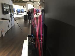 В телевизоре Panasonic TX-65CZ950 используется 65-дюймовая вогнутая панель OLED разрешением 4К