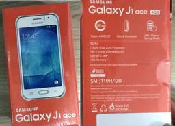Бюджетный смартфон Samsung Galaxy J1 Ace может похвастаться дисплеем Super AMOLED
