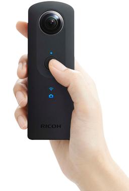 Представлена камера Ricoh Theta S, предназначенная для съемки сферических панорам
